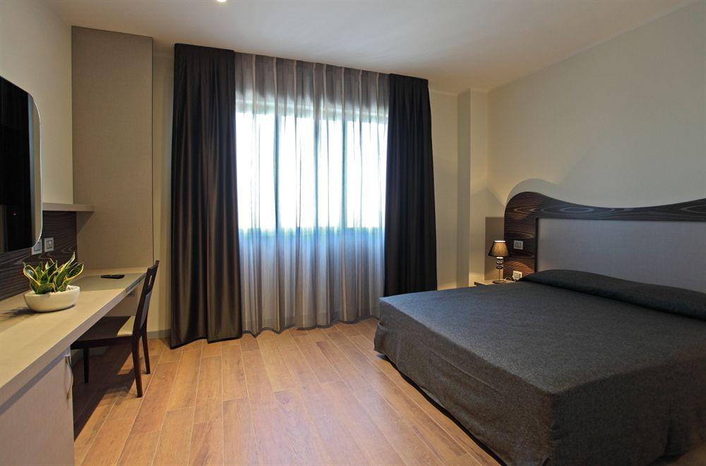 Grand Hotel Forlì Dış mekan fotoğraf