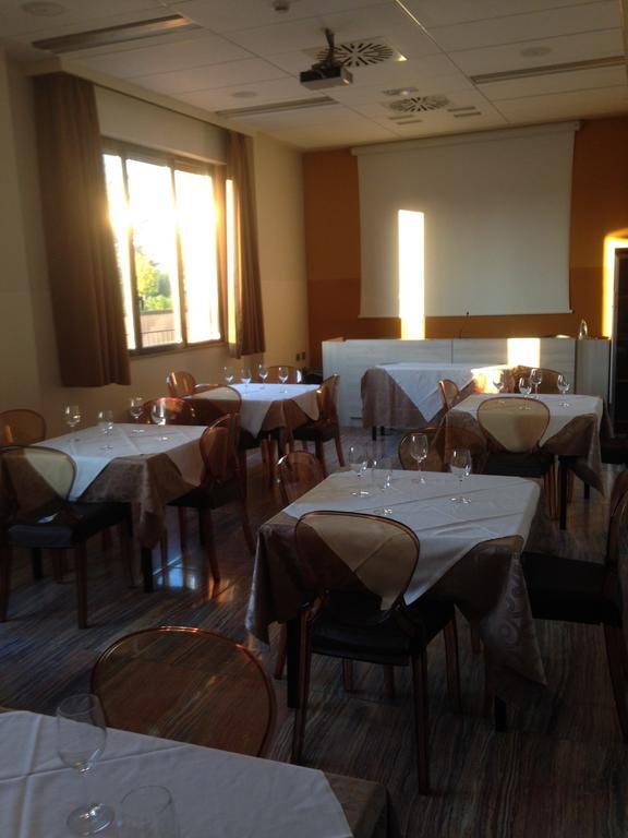 Grand Hotel Forlì Dış mekan fotoğraf