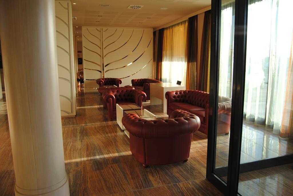 Grand Hotel Forlì Dış mekan fotoğraf