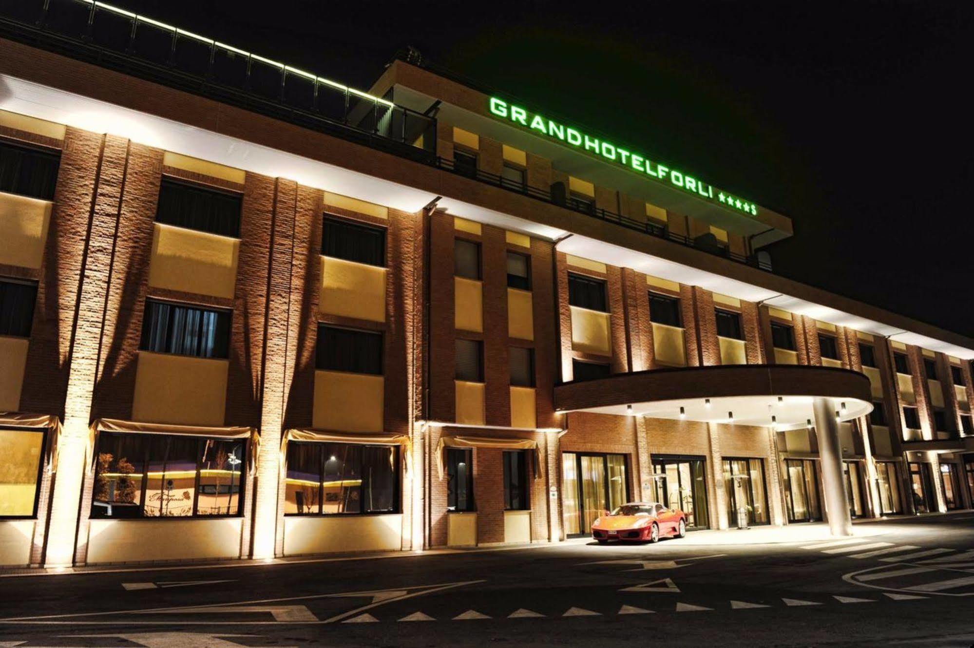 Grand Hotel Forlì Dış mekan fotoğraf