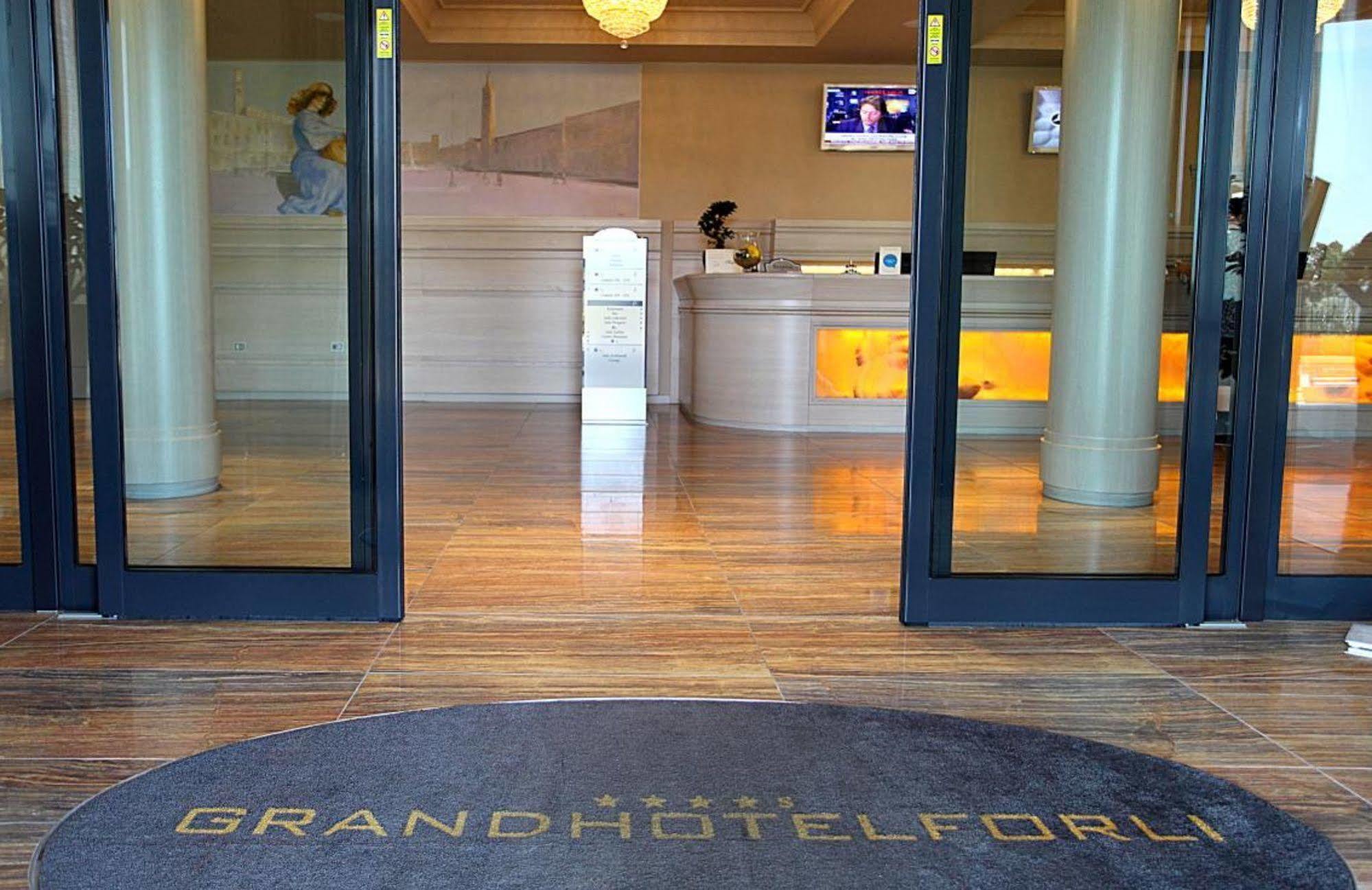 Grand Hotel Forlì Dış mekan fotoğraf